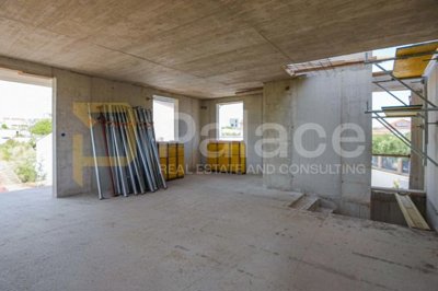 stan-s-3-spavace-sobe-i-balkonom-u-novogradnji-vodice_7