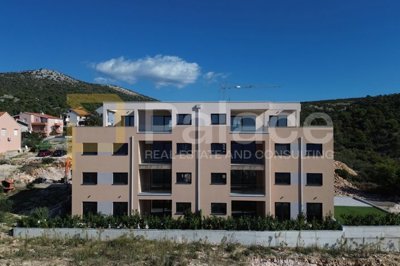 dvosobni-stan-u-prizemlju-novogradnja-primosten-8735-m2_1