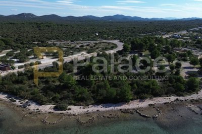 zemljiste-prvi-red-do-mora-prosika-5775-m2_5