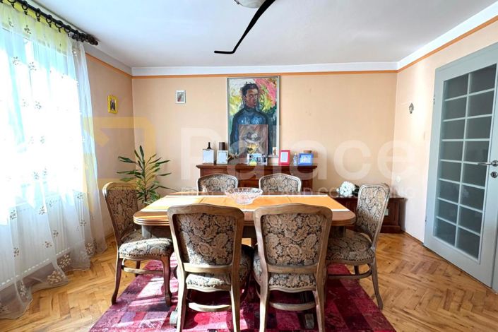 Image No.2-7 Bed House for sale