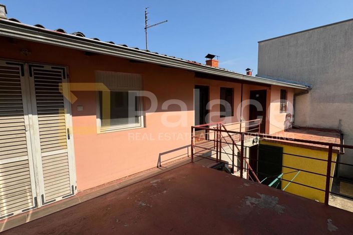 Image No.22-7 Bed House for sale
