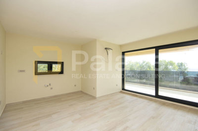 trosoban-stan-na-katu-prvi-red-do-mora-109m2-vodice_2