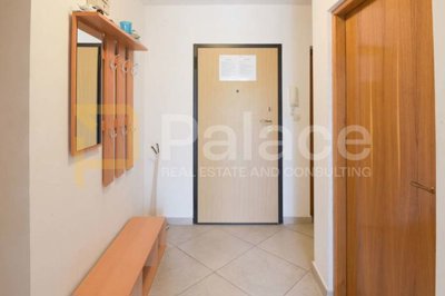 prekrasan-trosoban-apartman-na-moru-s-parkingom-srima-68m2_11