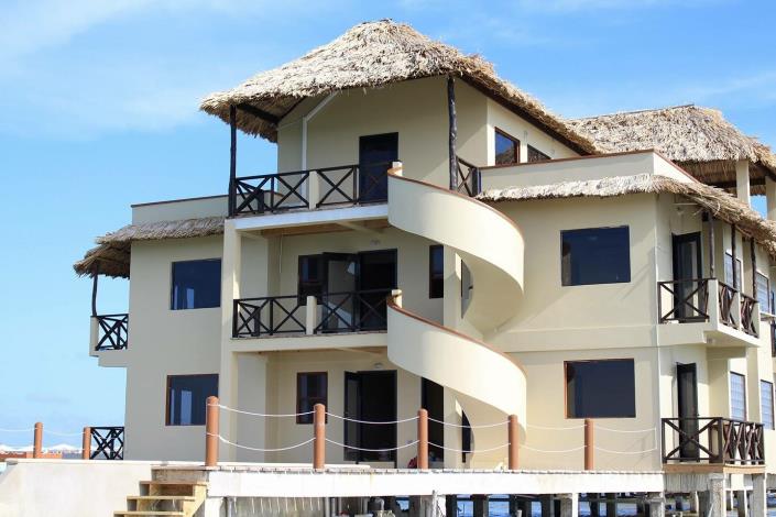 Image No.3-Un hôtel de 8 chambres à vendre à Ambergris Caye