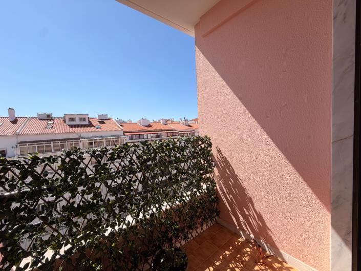 Image No.9-3 Bed Duplex for sale