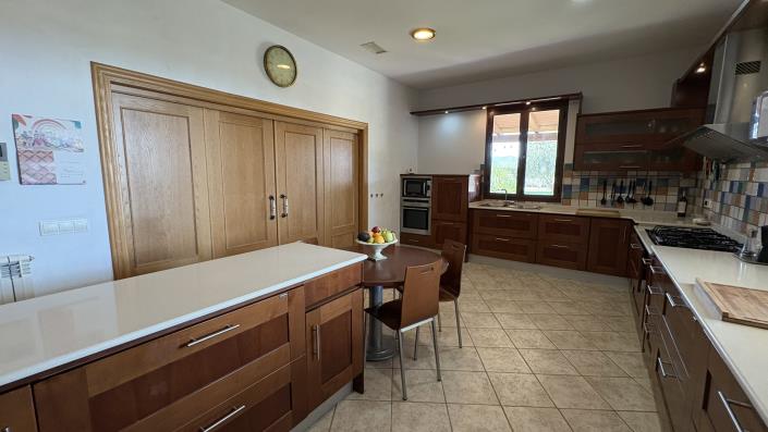 Image No.36-4 Bed Villa / Detached for sale
