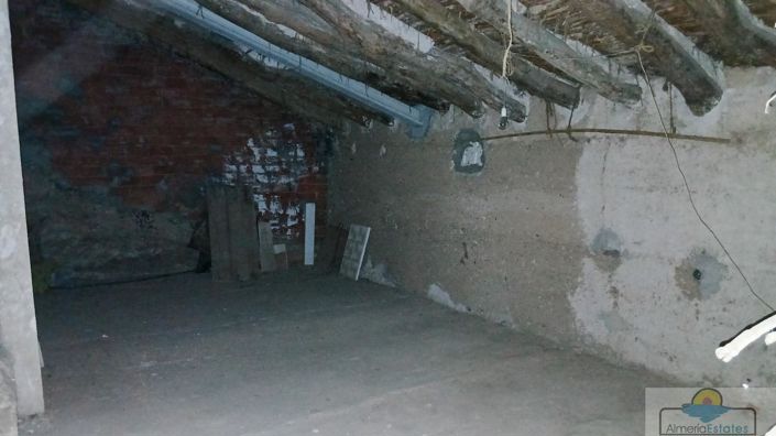 Image No.13-3 Bed Property for sale