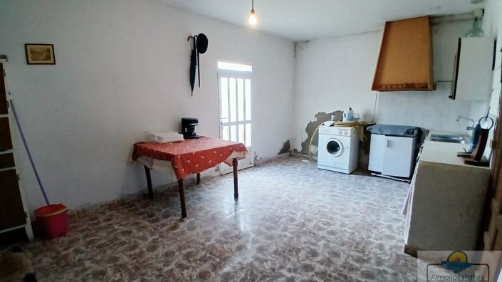 Image No.19-3 Bed Property for sale