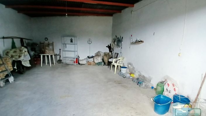 Image No.26-3 Bed Property for sale