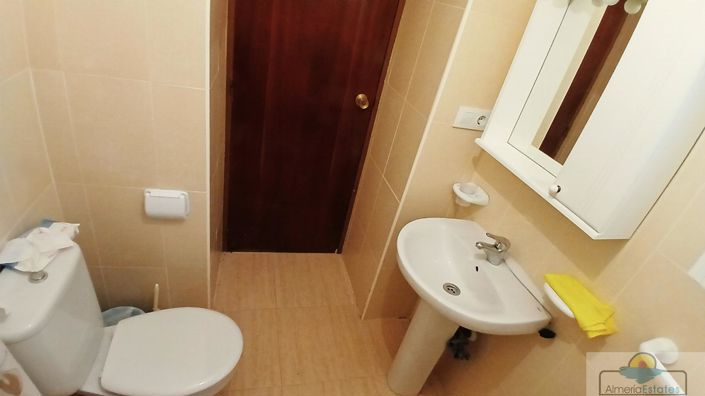 Image No.4-3 Bed Property for sale