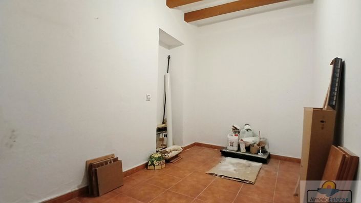 Image No.16-5 Bed Property for sale