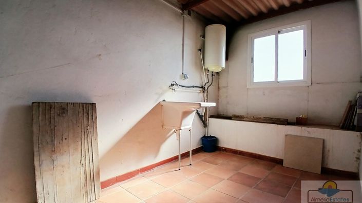 Image No.23-5 Bed Property for sale