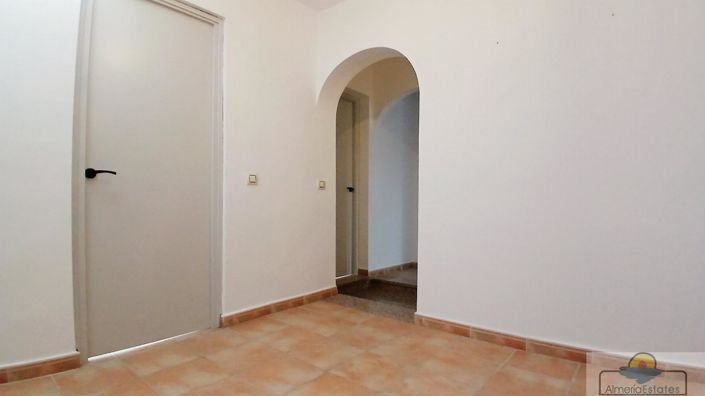 Image No.26-5 Bed Property for sale