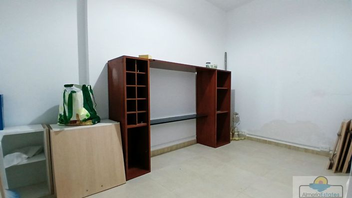 Image No.33-5 Bed Property for sale