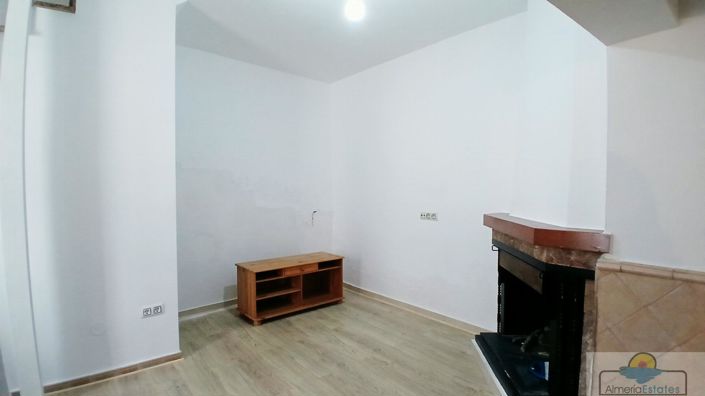 Image No.7-5 Bed Property for sale