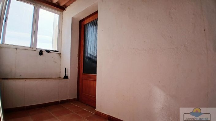 Image No.9-5 Bed Property for sale