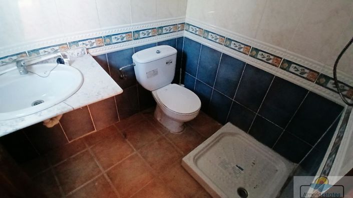 Image No.12-5 Bed Villa for sale