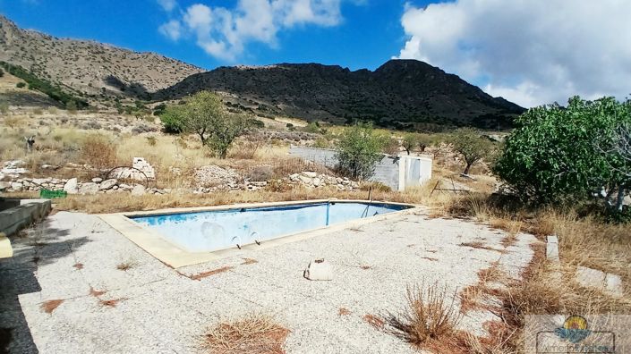 Image No.26-5 Bed Villa for sale