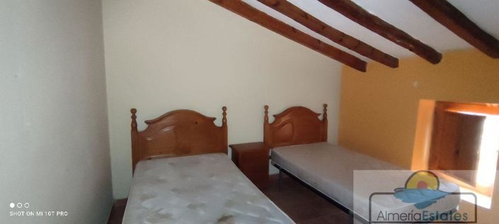 Image No.10-6 Bed Villa for sale