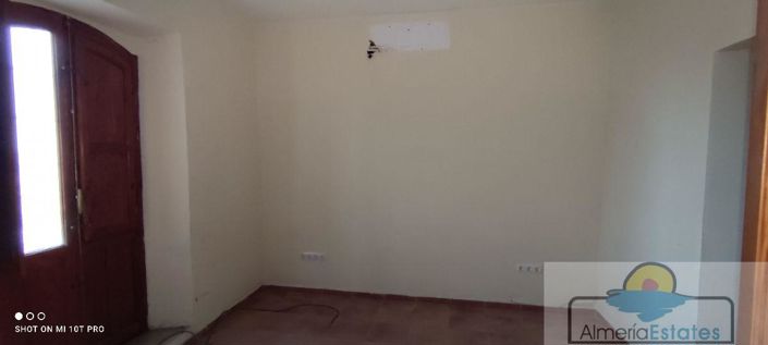 Image No.16-6 Bed Villa for sale