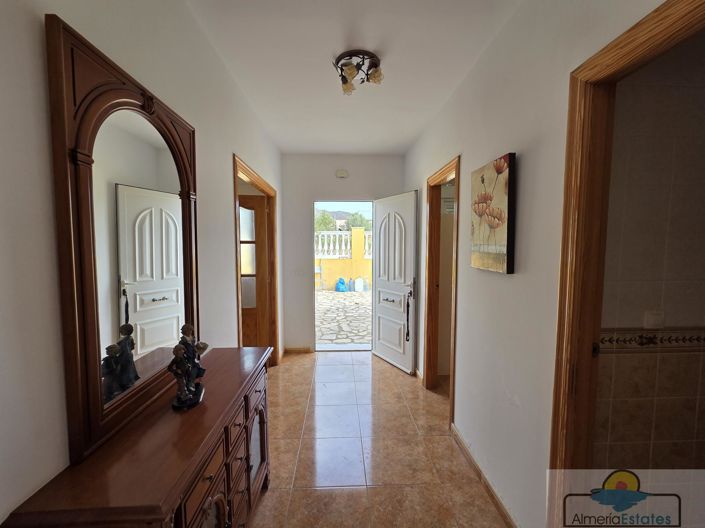 Image No.17-4 Bed Villa for sale