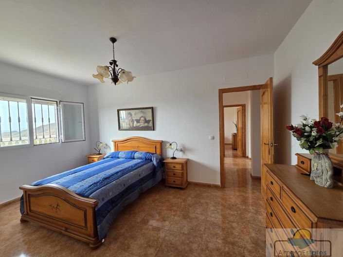 Image No.18-4 Bed Villa for sale