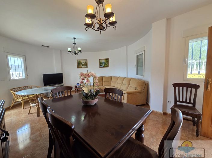 Image No.7-4 Bed Villa for sale