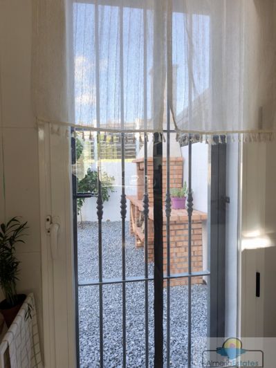 Image No.24-3 Bed Property for sale