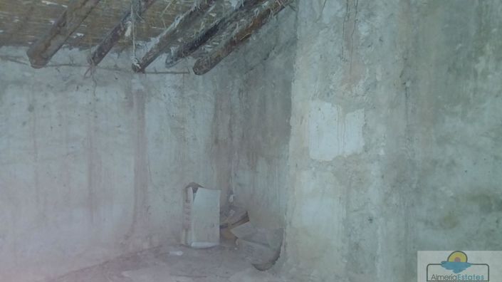 Image No.16-3 Bed Property for sale
