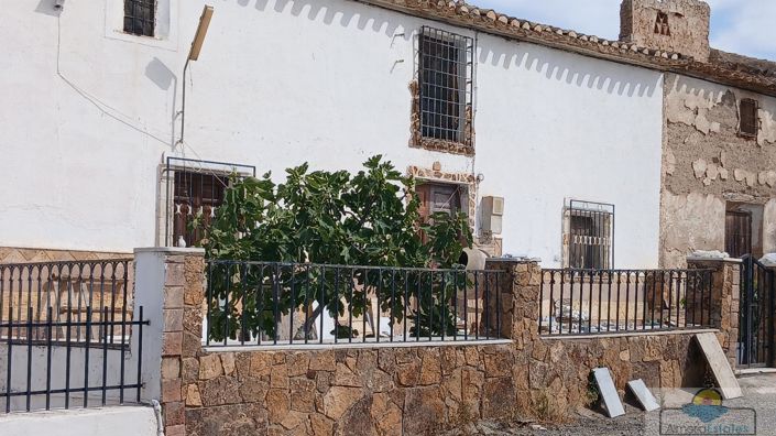 Image No.2-3 Bed Property for sale