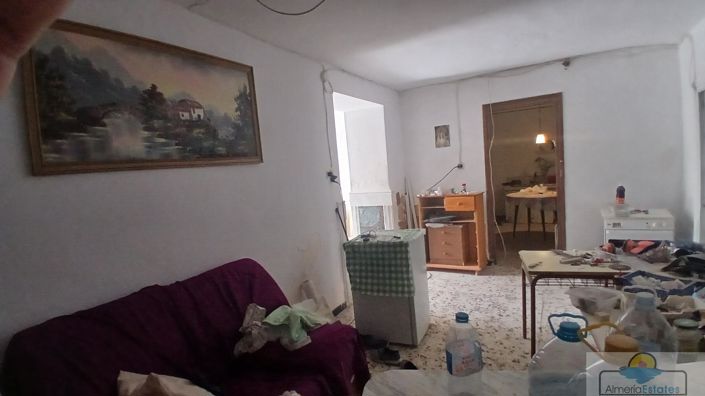 Image No.21-3 Bed Property for sale