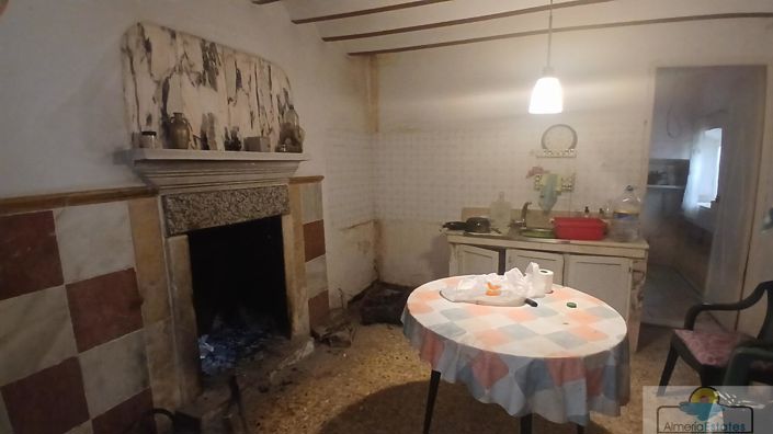 Image No.23-3 Bed Property for sale
