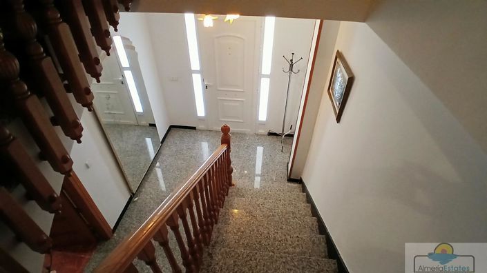 Image No.22-5 Bed Property for sale