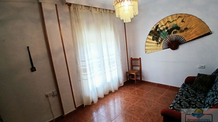 Image No.24-5 Bed Property for sale