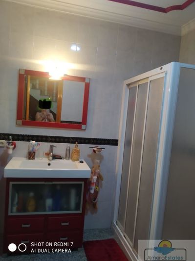 Image No.20-6 Bed Property for sale
