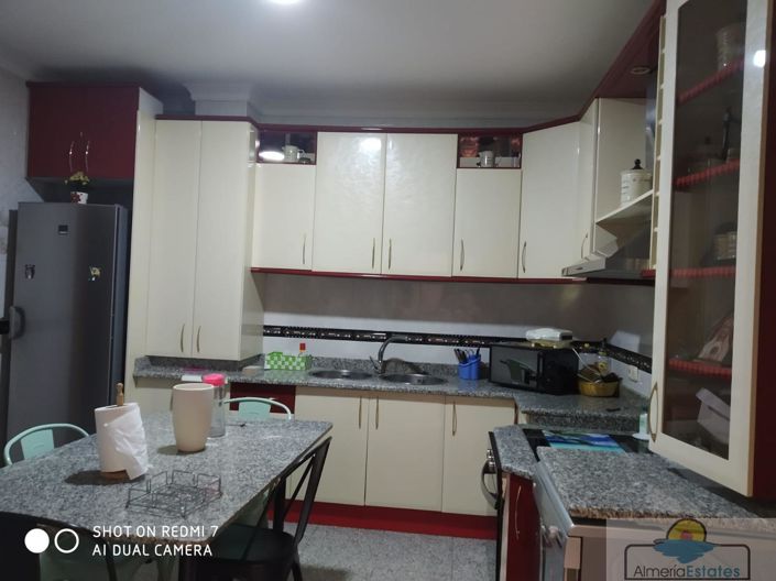 Image No.23-6 Bed Property for sale