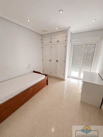 Image No.3-3 Bed Property for sale