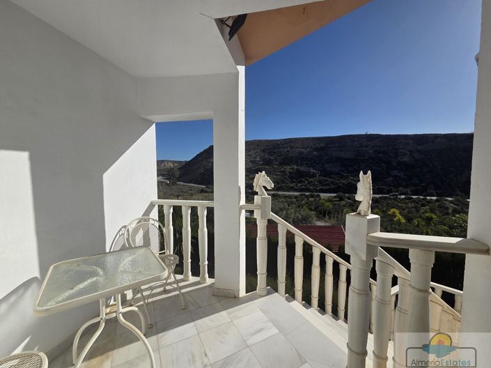 Image No.17-7 Bed Villa for sale