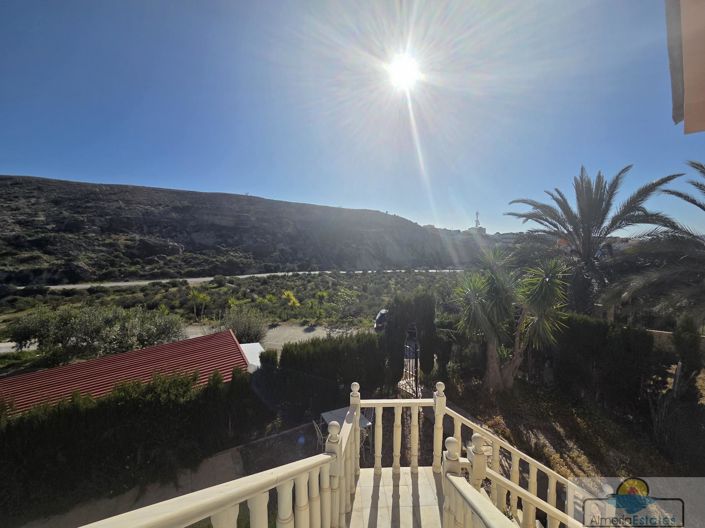 Image No.18-7 Bed Villa for sale