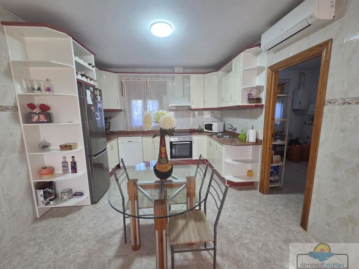 Image No.31-7 Bed Villa for sale