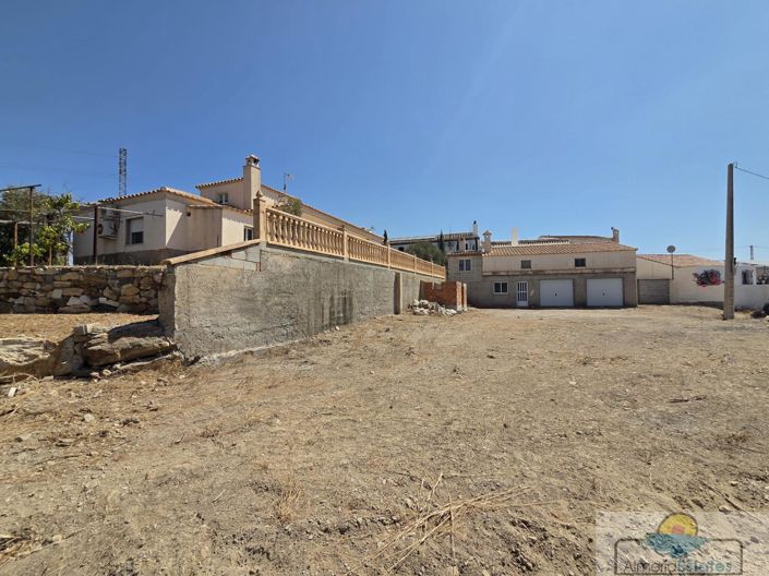 Image No.25-5 Bed Villa for sale