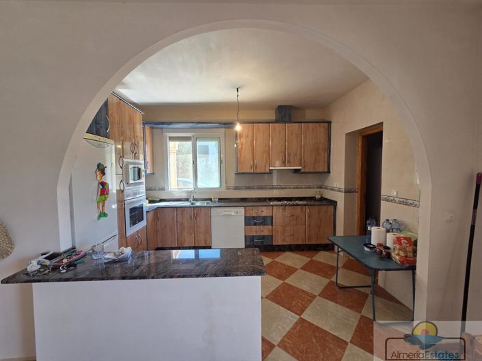 Image No.3-5 Bed Villa for sale