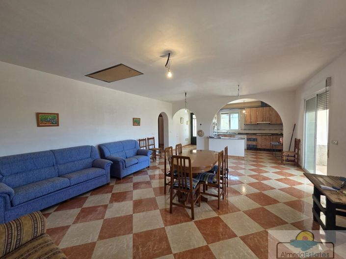 Image No.6-5 Bed Villa for sale