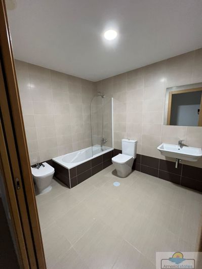 Image No.3-2 Bed Property for sale