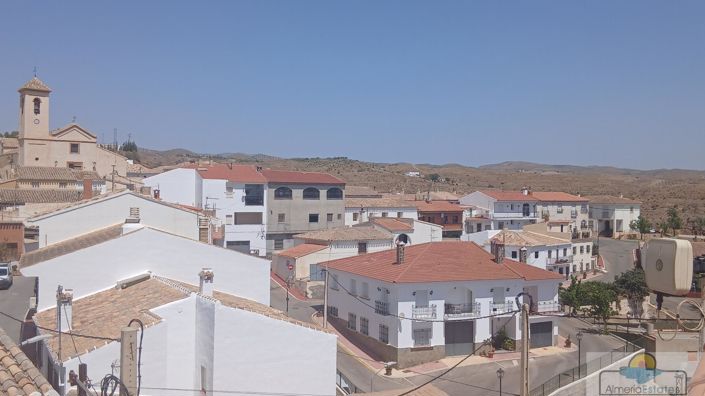 Image No.5-4 Bed Property for sale