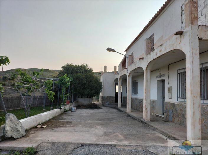 Image No.2-3 Bed Property for sale