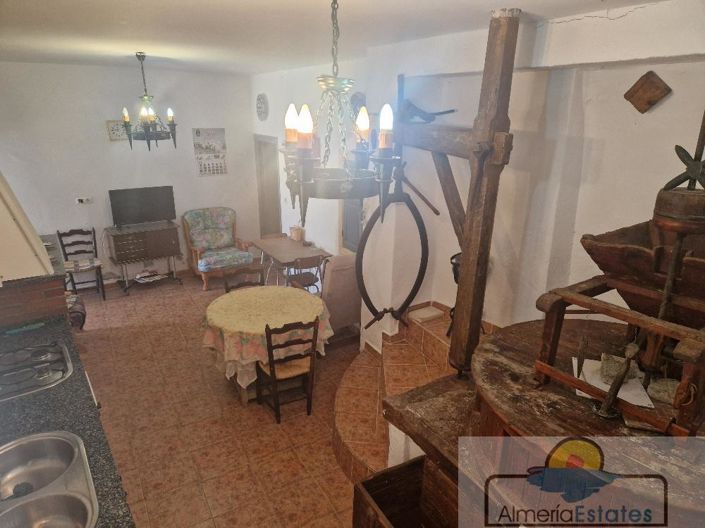 Image No.11-3 Bed Property for sale