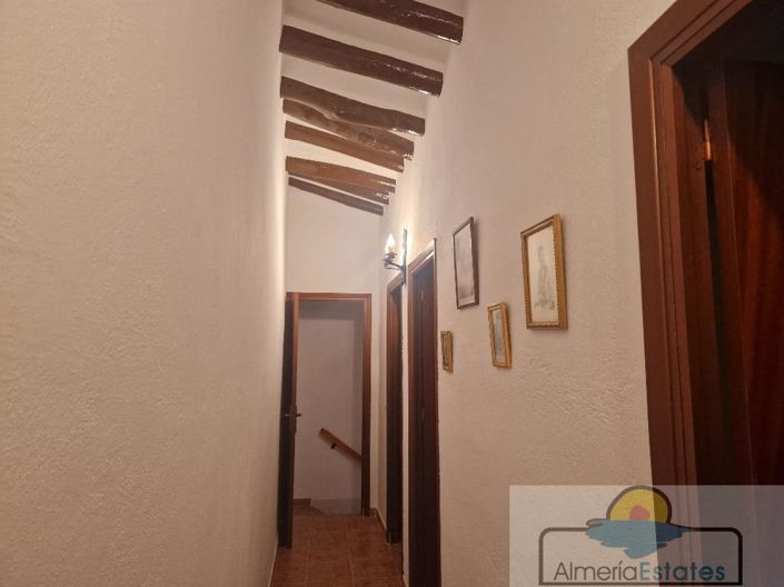 Image No.16-3 Bed Property for sale