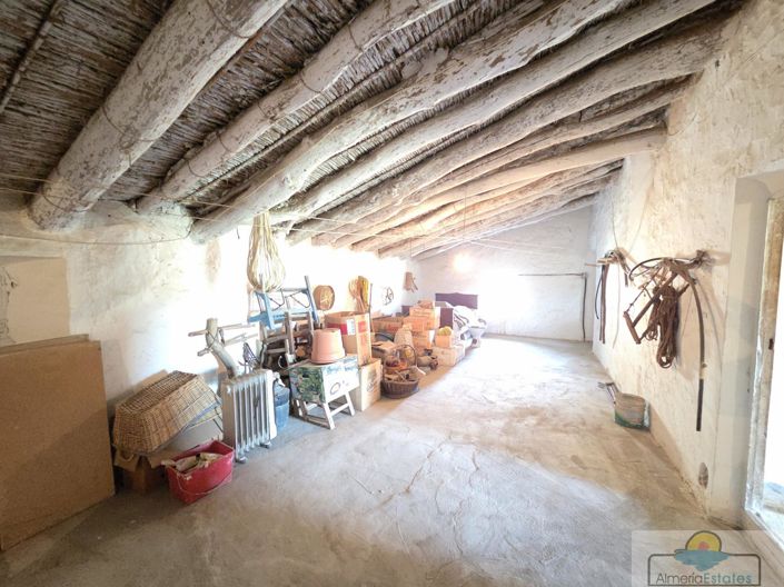 Image No.23-4 Bed Property for sale
