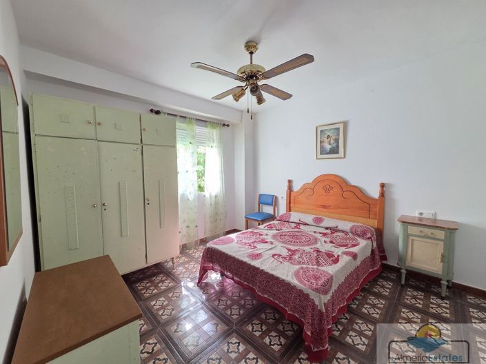 Image No.23-4 Bed Property for sale